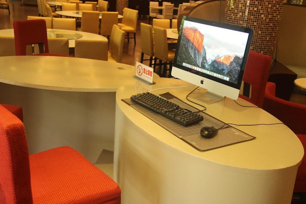 Holiday Inn Express Shanghai Putuo By Ihg Exterior photo